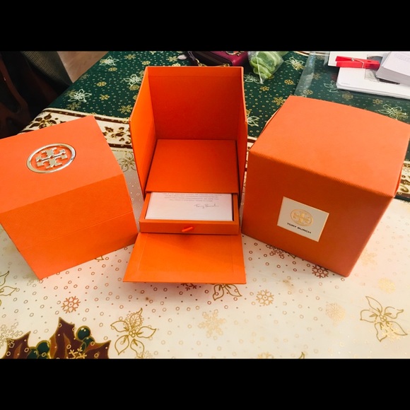 Gold Tory Burch Swiss Watch TRB1009 - Picture 4 of 8